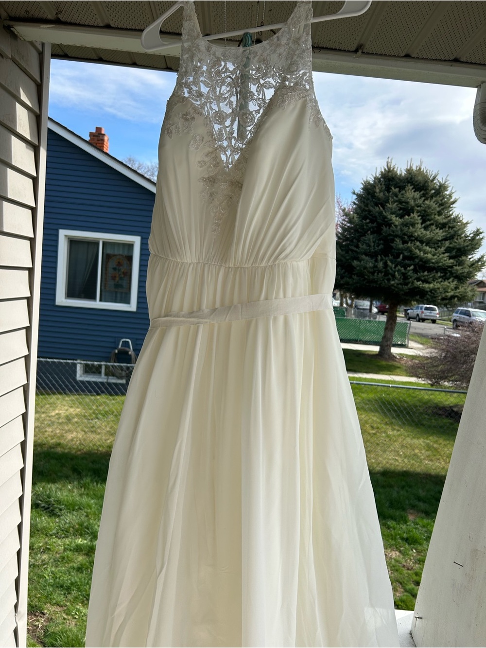 David's Bridal White Satin Wedding Gown with Ivory Lining